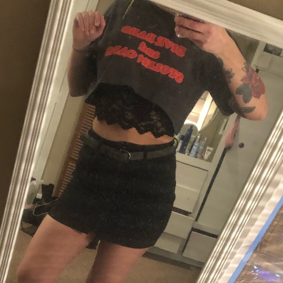 Sacred Hawk extreme crop top - Picture 4 of 6